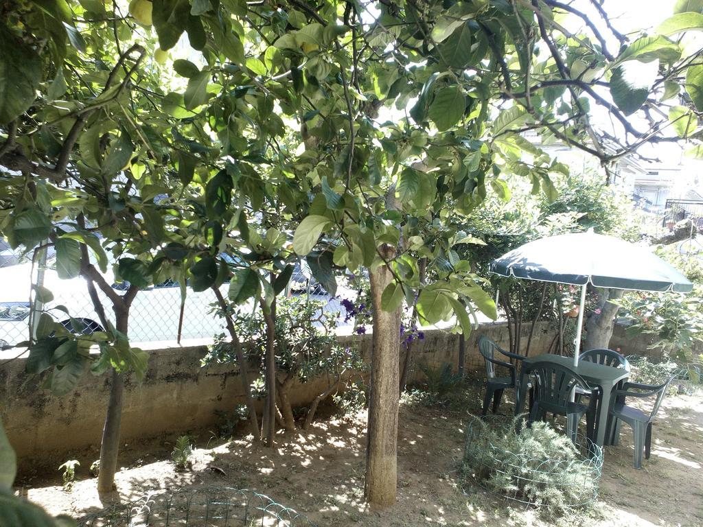 B&B A Casa Di Nonna Фонді Екстер'єр фото