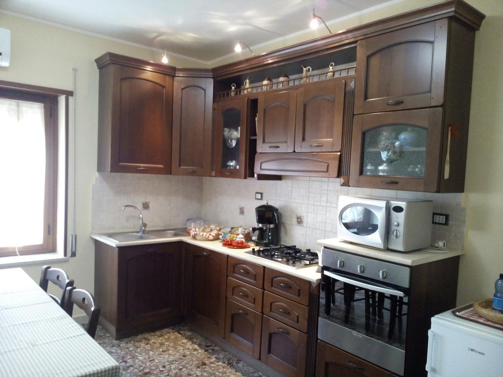B&B A Casa Di Nonna Фонді Екстер'єр фото