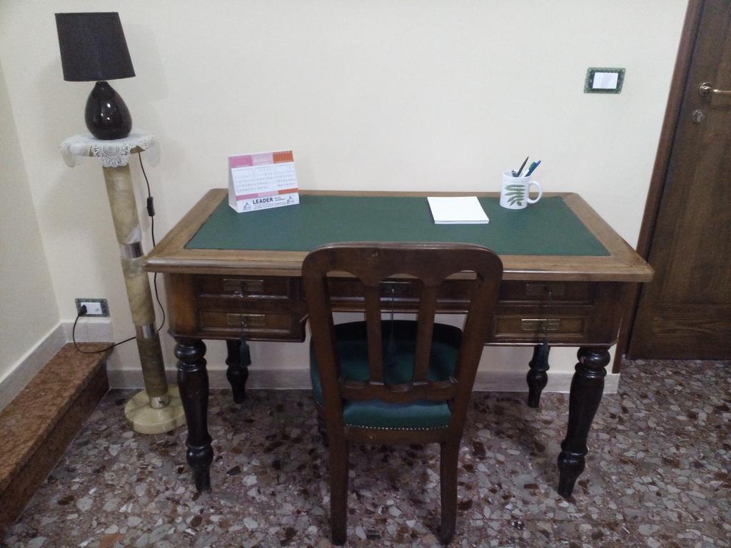 B&B A Casa Di Nonna Фонді Екстер'єр фото
